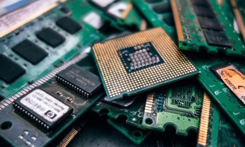 Processors, Rams, and other computer components in the bunch.